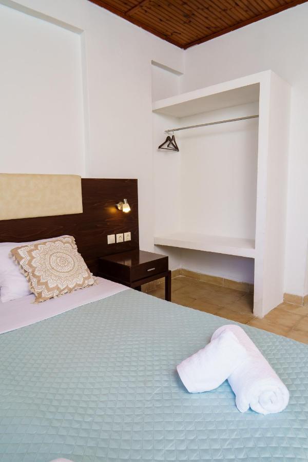 Mayo Rooms Zakynthos Akrotiri  Exterior photo
